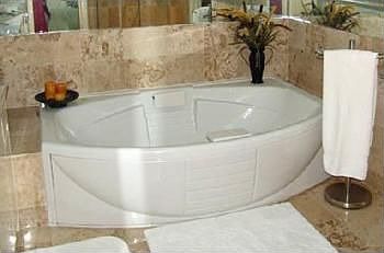 5th image of 1455 Ocean Dr APT 1404