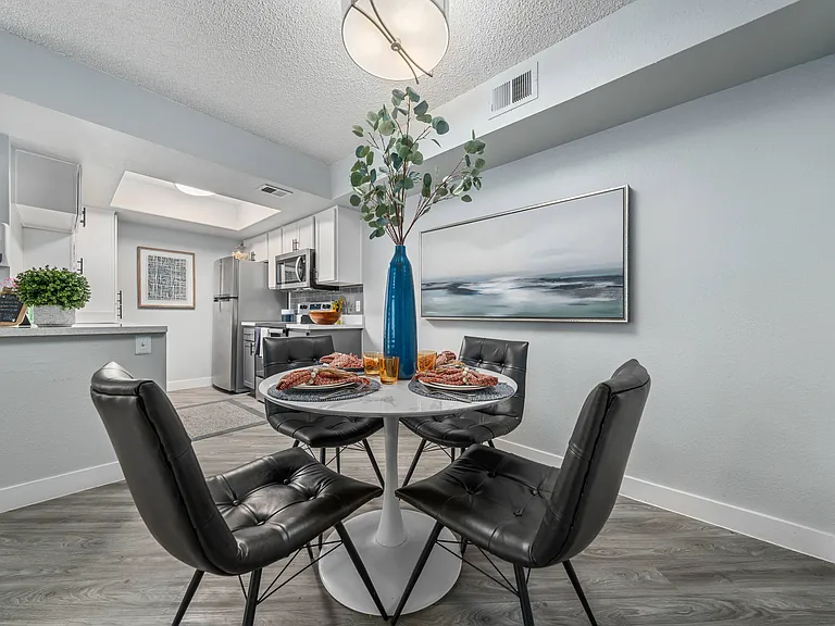 Cantala Apartments — Photo 3