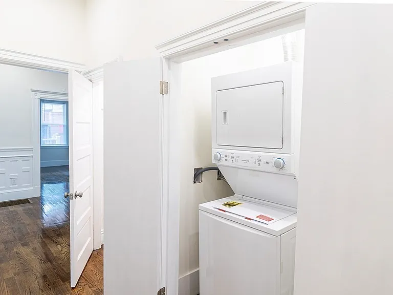 168 Humboldt Ave #1 — Photo 18
