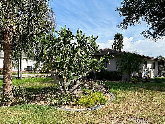 2nd image of 2682 Auburn Blvd