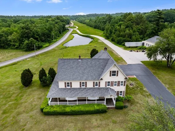 33 Bunker Hill Road, Auburn, NH 03032