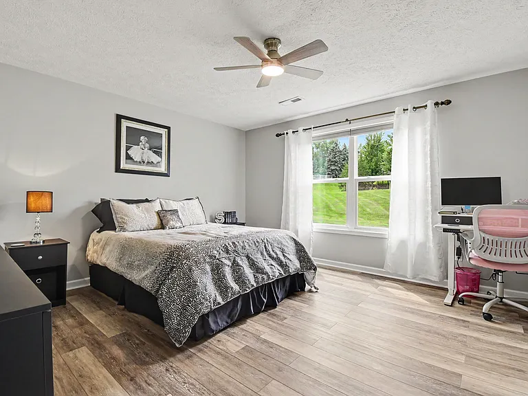 660 Braeside Dr SE — Photo 19