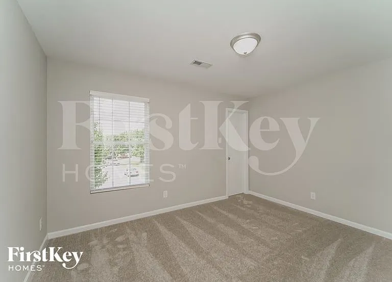 1431 Waterlily Ln — Photo 12