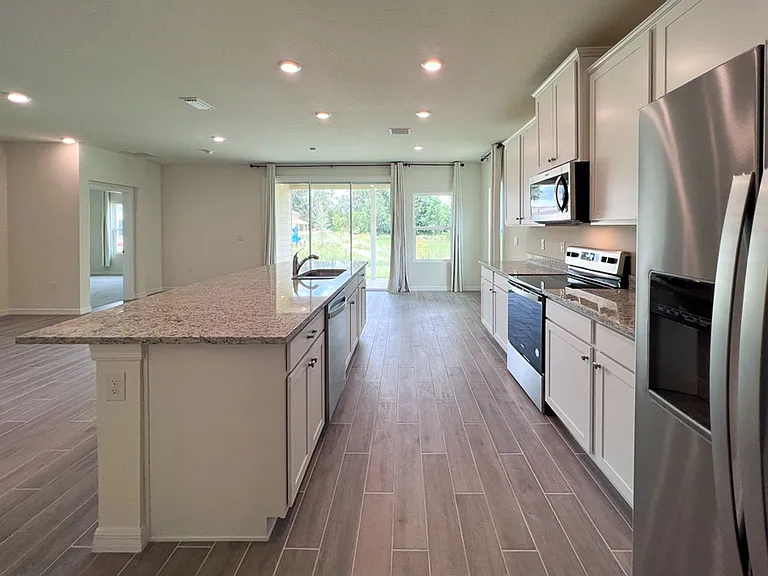 1315 NW 132nd Cir — Photo 13