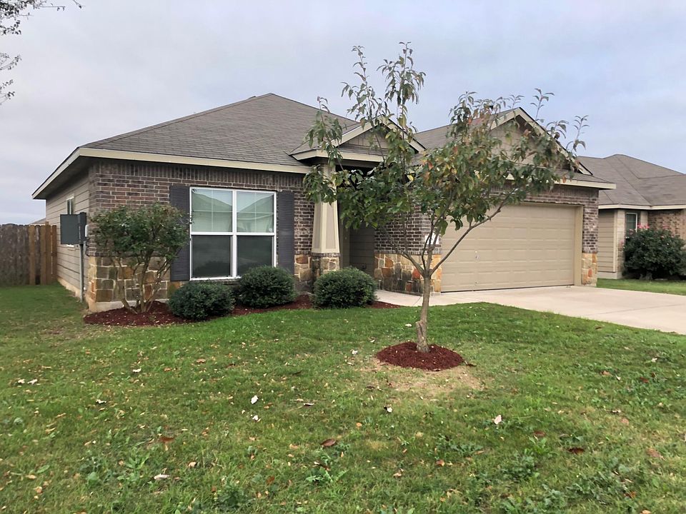 1st image of 8007 Woodbury Dr