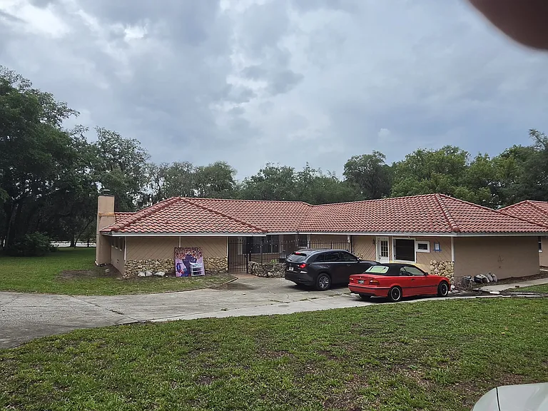5017 N Apopka Vineland Rd — Photo 1