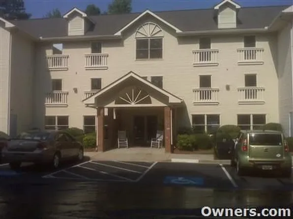 910 Poinsett Pl APT 3, West Columbia, SC 29169