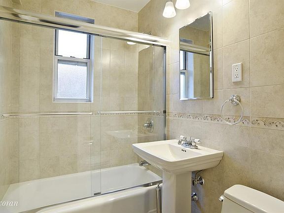 5th image of 385 E 16th St APT 5B
