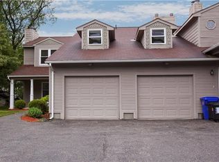 38A Stone Trl, North Providence, RI 02904