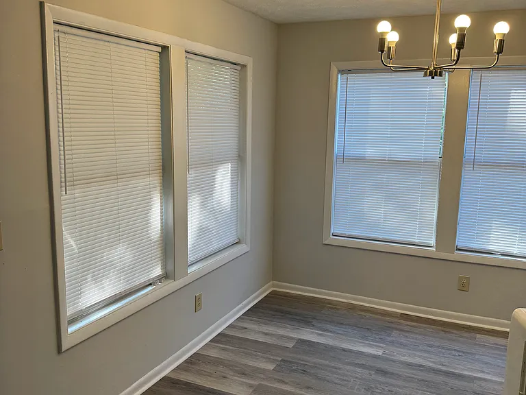 1000 Wood Creek Dr #3 — Photo 3