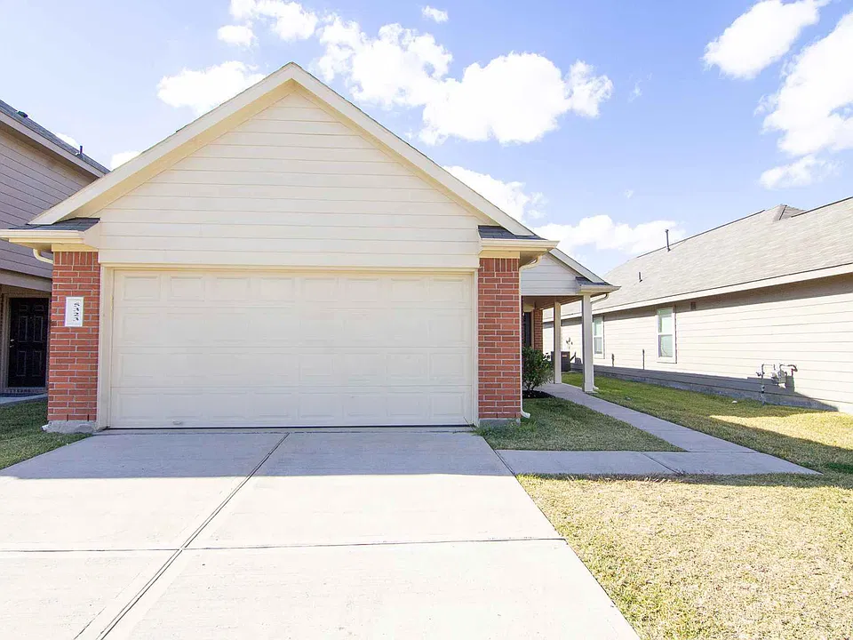 5323 Long Arbor Ln
