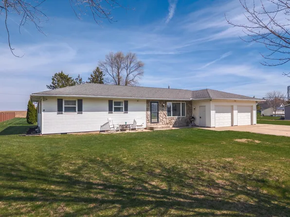 405 W Jeffery St, Cullom, IL 60929