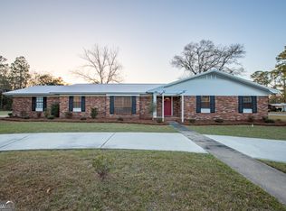 185 Pierce St, Jesup, GA 31545