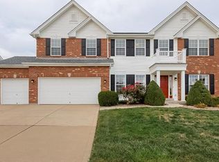7349 Macleod Ln, Dardenne Prairie, MO 63368