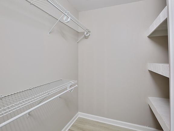 5th image of 4336 Summitt Trail