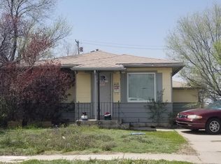 1119 N 11th St, Garden City, KS 67846