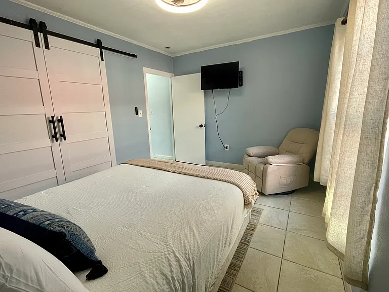 221 Harrison Ave #221 — Photo 5