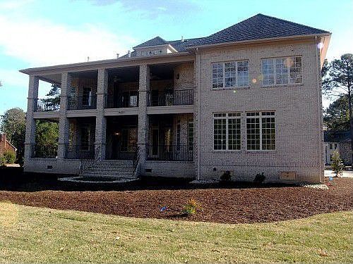1st image of 1917 Woodside Ln