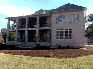 1917 Woodside Ln, Virginia Beach, VA 23454