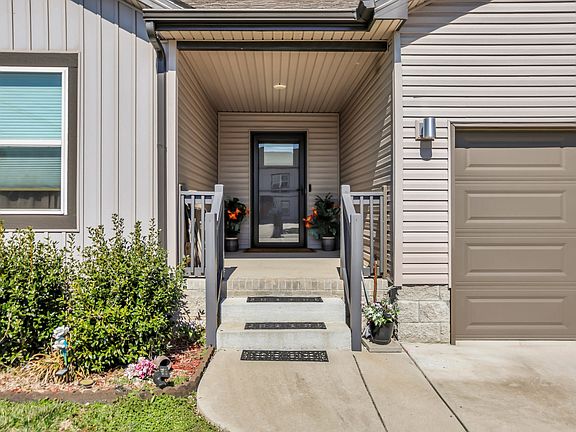 5th image of 201 Burch Rd