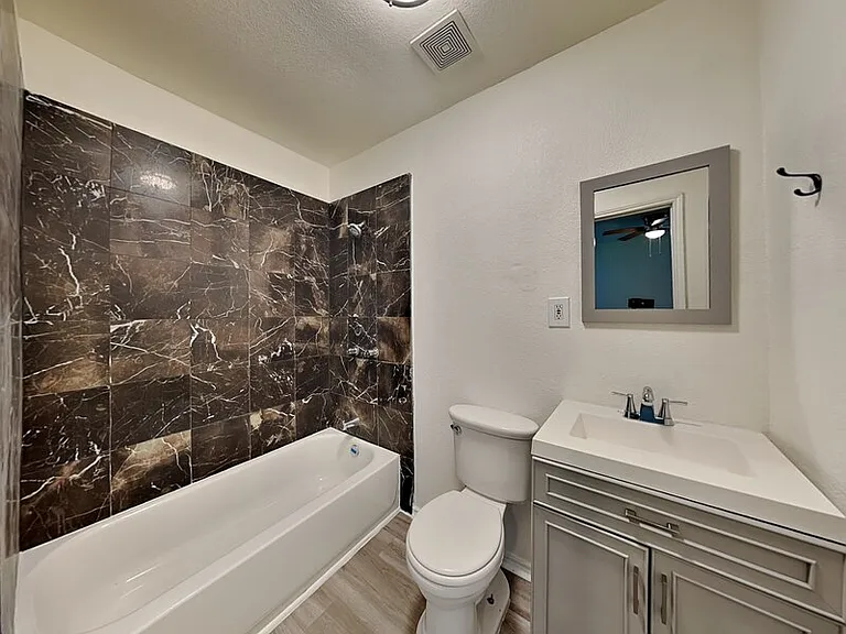2911 Ryan Ave — Photo 8