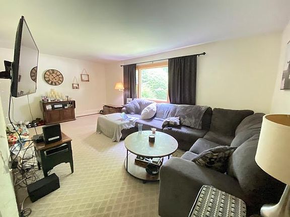 4th image of 2 Waywood Pl
