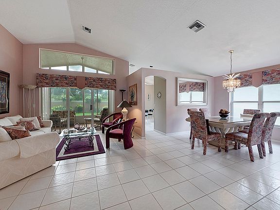 3rd image of 7396 Lugano Dr