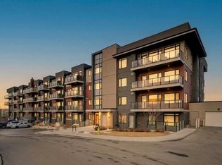 214 SW Sherwood Sq NW #313, Calgary, AB T3R 1T6