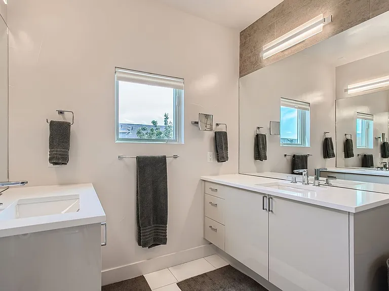 3111 Bluff St — Photo 15