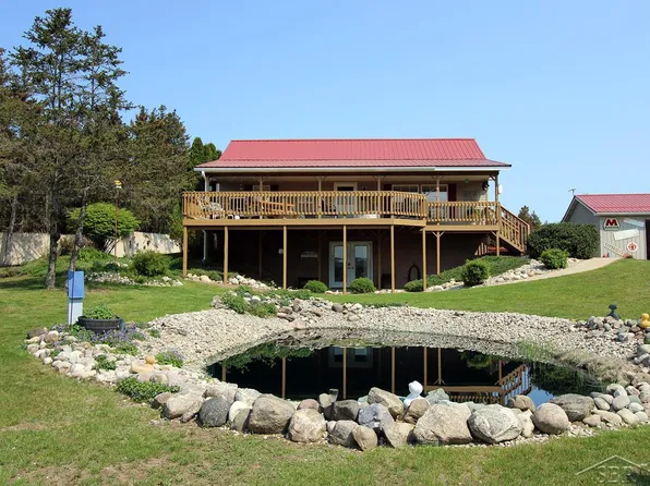 7198 W 12th Rd #1/2, Mesick, MI 49668