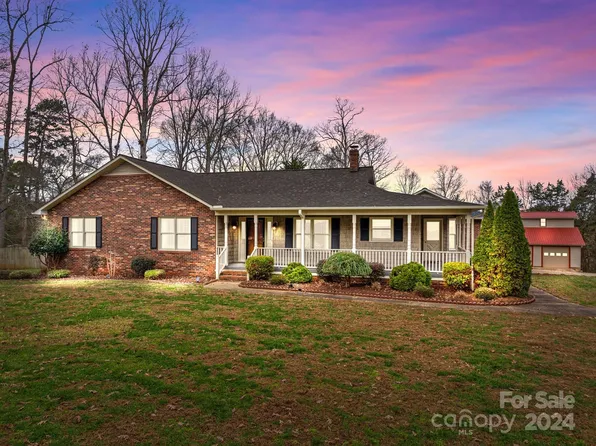 7650 Tuckaseegee Rd, Kannapolis, NC 28081