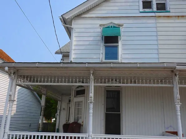 423 S 2nd St, Lykens, PA 17048