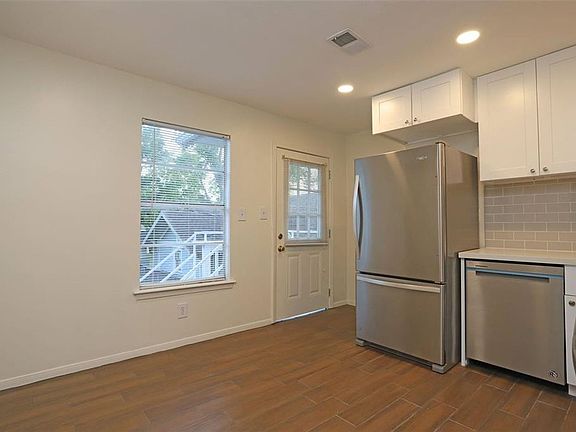 3rd image of 701 1/2 Highland St #3