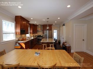 16 Acron Rd, Brookline, MA 02445