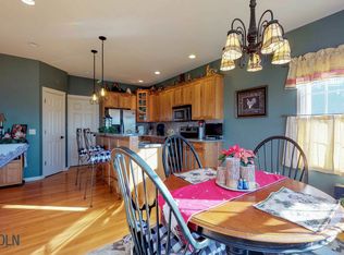 6707 Wildrye Rd, Lincoln, NE 68521