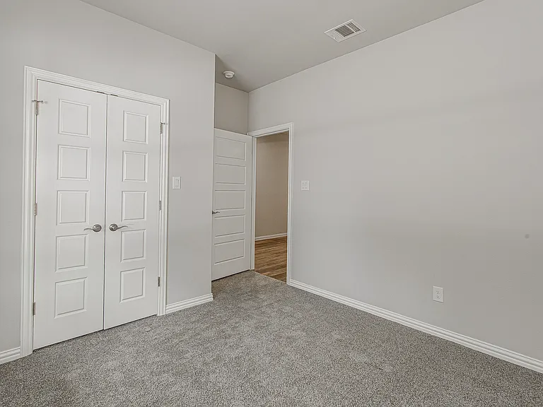 2511 Birdell St — Photo 14