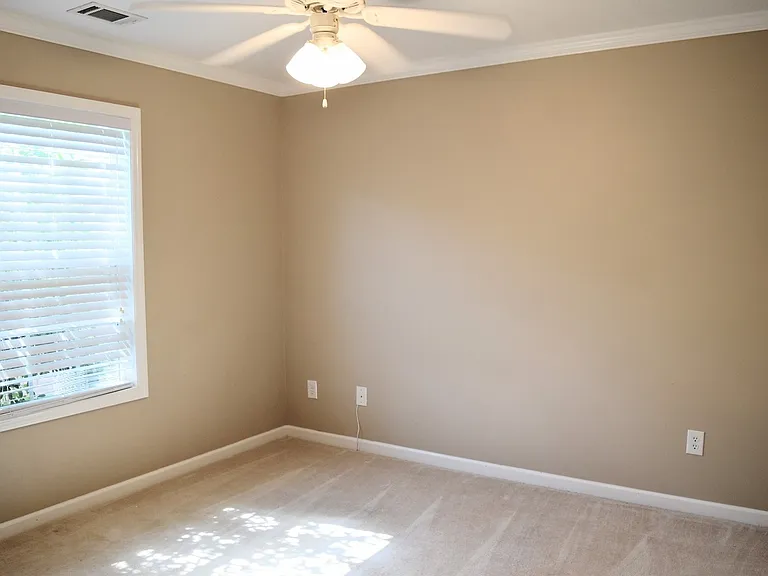 1074 Grove Landing Ln — Photo 14
