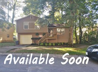 713 Springhollow Dr, Marietta, GA 30008