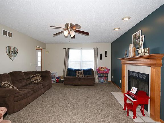 3rd image of 2686 Utica Ave
