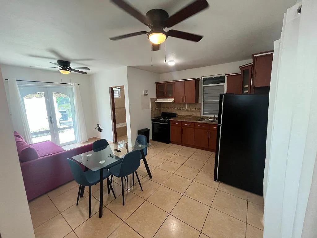 2 bed, 2.0 bath, 1000 sqft, $1,900 — Photo 4