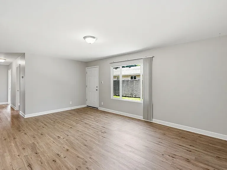 6612 Rhode Island Ave — Photo 7