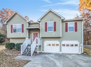 71 Peyton Ln, Dallas, GA 30157