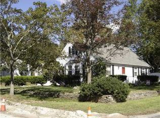 39 Sunset Ave, Warwick, RI 02889