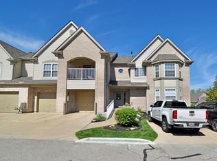 829 Neeb Rd APT 6, Cincinnati, OH 45233