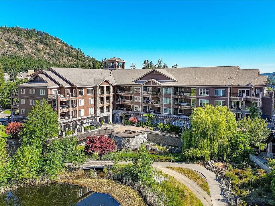 1st image of 1325 Bear Mountain Pkwy #215
