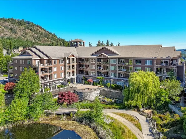 1325 Bear Mountain Pkwy #215, Langford, BC V9B 6T8