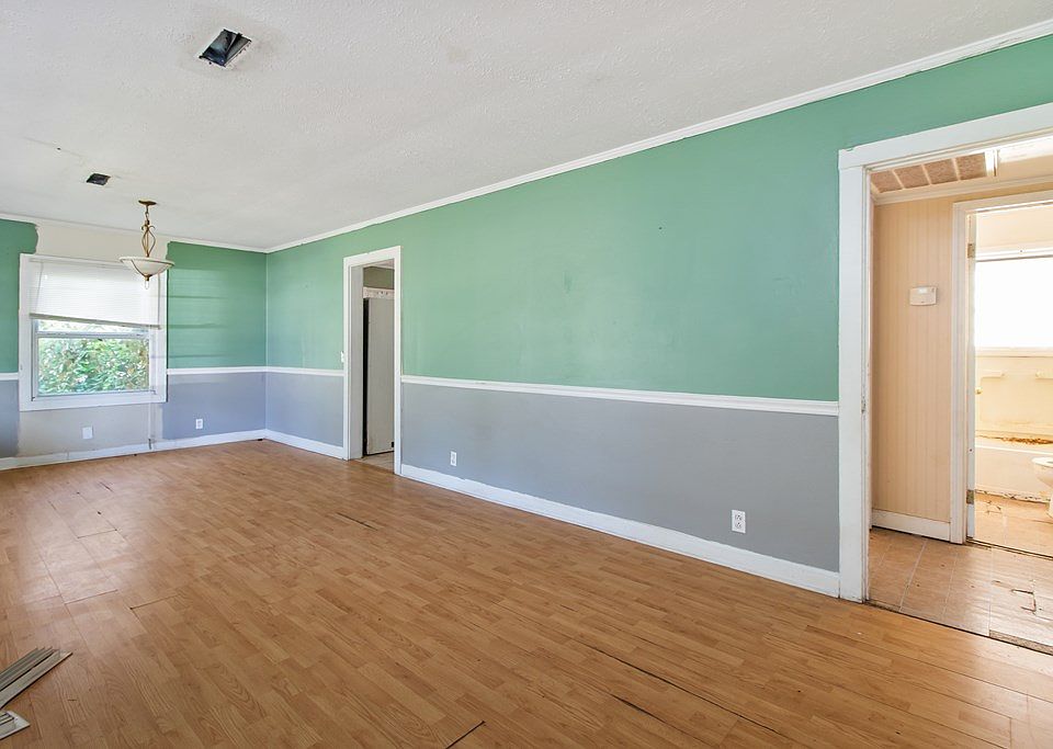 1313 Petty St, Dothan, AL 36301 Zillow