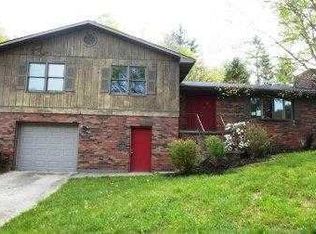 147 Williams Branch Rd, Hazard, KY 41701