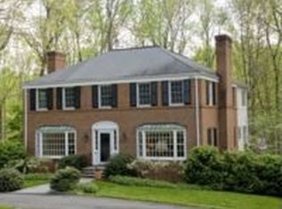 817 Tanglewood Rd, Charlottesville, VA 22901