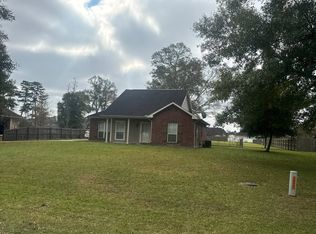 10480 Eagle Crest Rd, Denham Springs, LA 70726